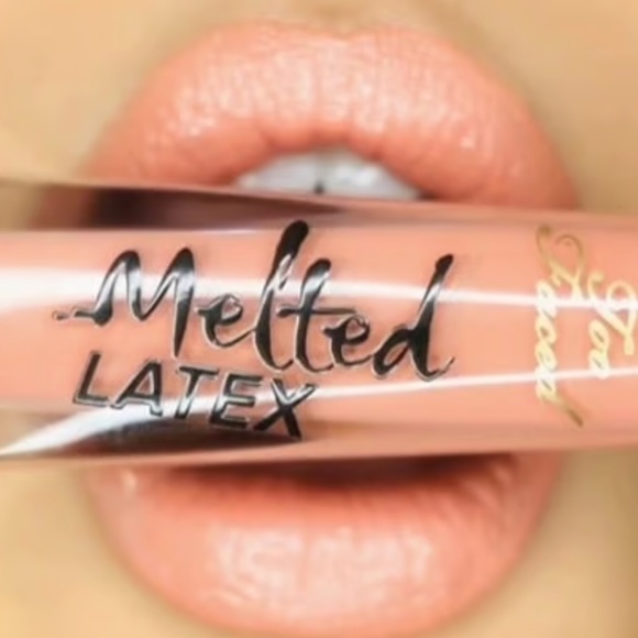 Too Faced "Hopeless Romantic" lip gloss - Picture 5 of 5